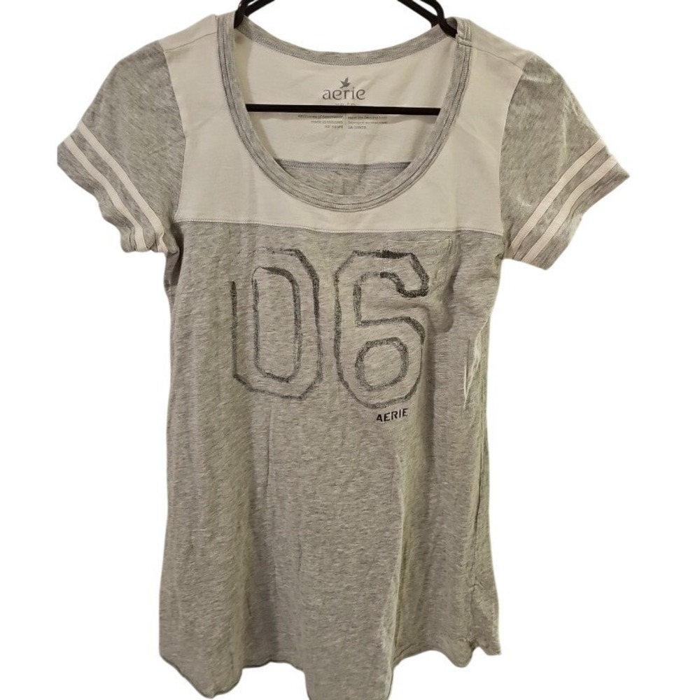 Aerie Womens Grey White Varsity Graphic T-Shirt 06 Striped Sleeve Cotton XS